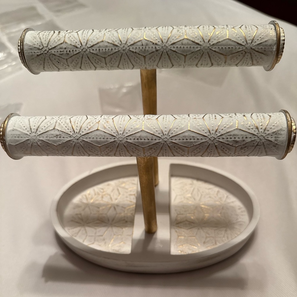 Elegant Wooden White and Gold Jewelry Stand